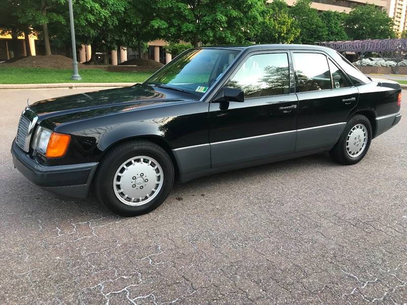 1991 Mercedes-Benz 300-Class for sale at dmv automotive in Falls Church VA