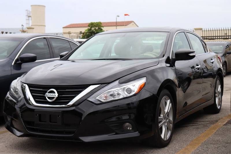 2016 Nissan Altima for sale at GTR MOTORS in Hollywood FL