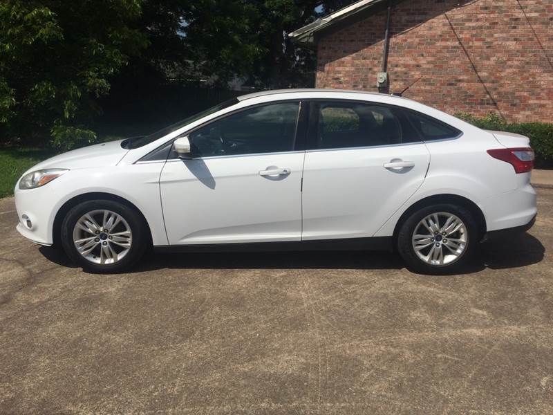 2012 Ford Focus for sale at J & H AUTO SALES in Lufkin TX