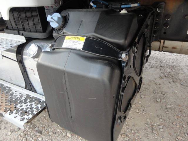2012 Freightliner Business class M2 (image 13)