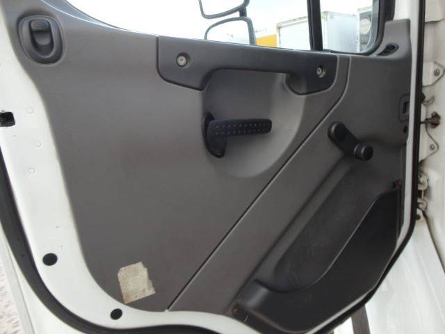 2012 Freightliner Business class M2 (image 14)