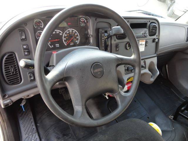 2012 Freightliner Business class M2 (image 15)