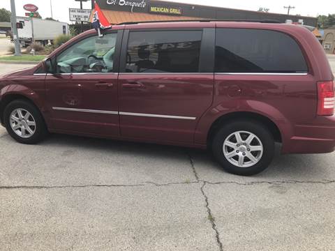 2010 Chrysler Town and Country for sale at Claremore Motor Company in Claremore OK