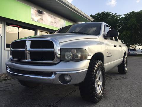 2005 Dodge Ram Pickup 1500 for sale at EXECUTIVE CAR SALES LLC in North Fort Myers FL
