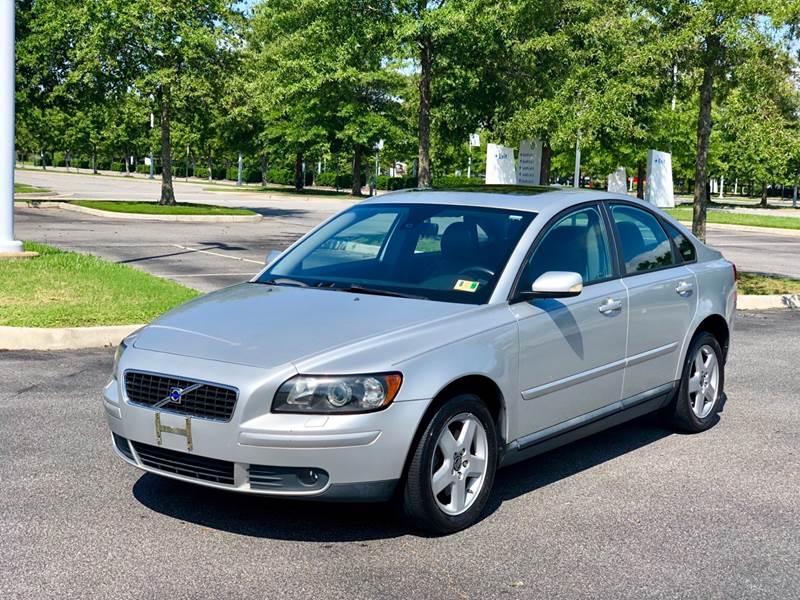 2006 Volvo S40 for sale at Supreme Auto Sales in Chesapeake VA