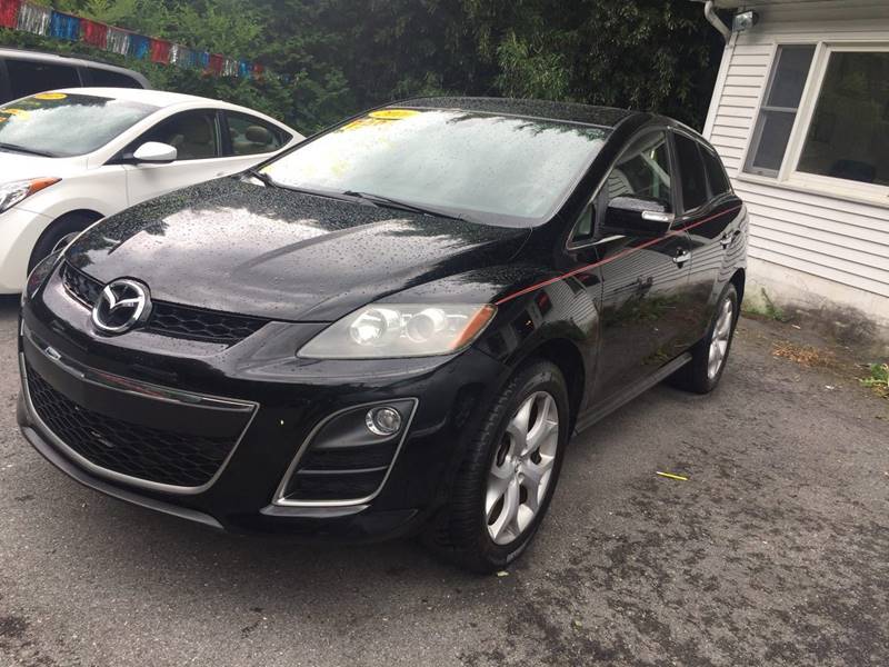 2010 Mazda CX-7 for sale at TOWN & COUNTRY AUTO SALES in Cumberland MD