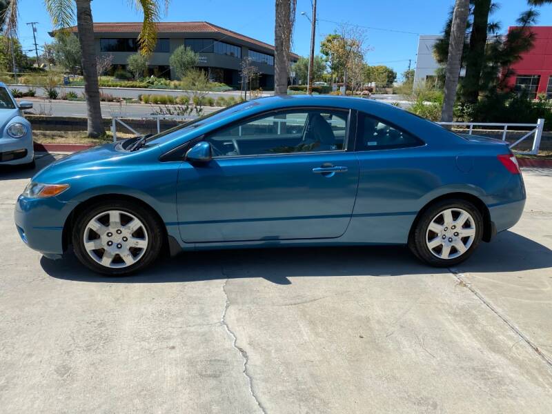 2008 Honda Civic LX (image 4)