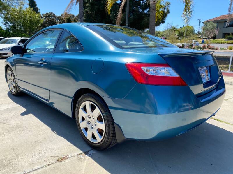 2008 Honda Civic LX (image 5)