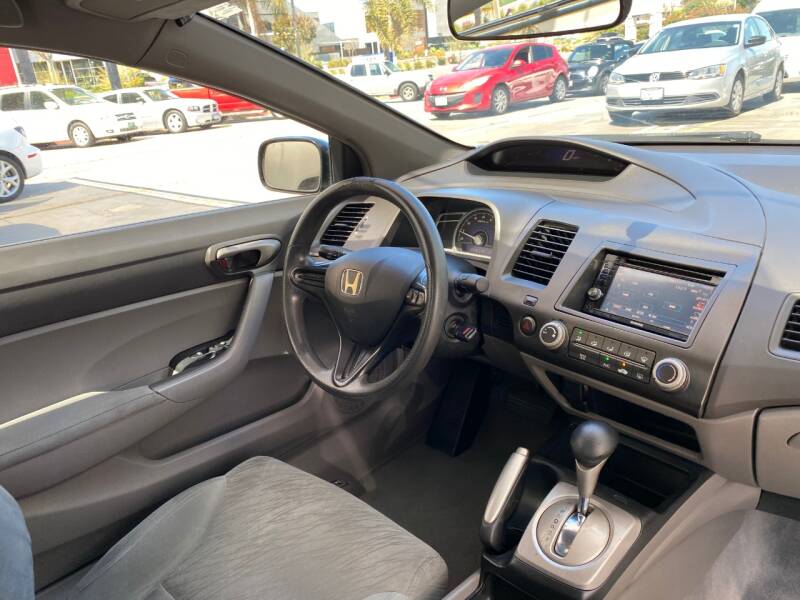 2008 Honda Civic LX (image 25)