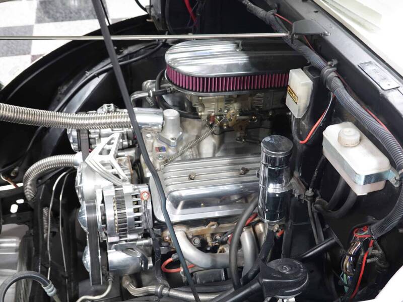 1963 Divco Milk Truck (image 31)