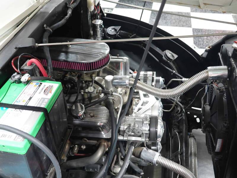 1963 Divco Milk Truck (image 33)