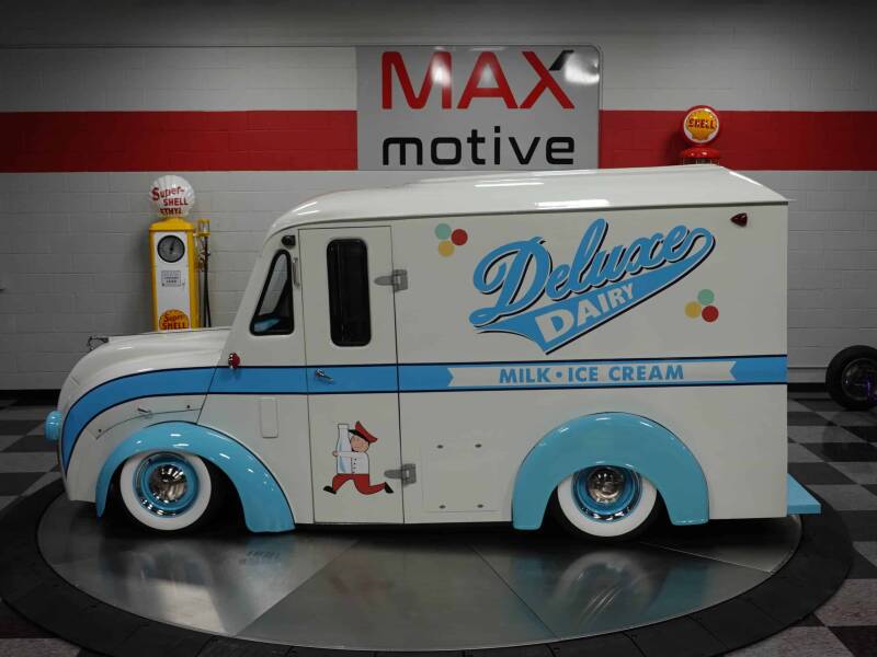 1963 Divco Milk Truck (image 21)