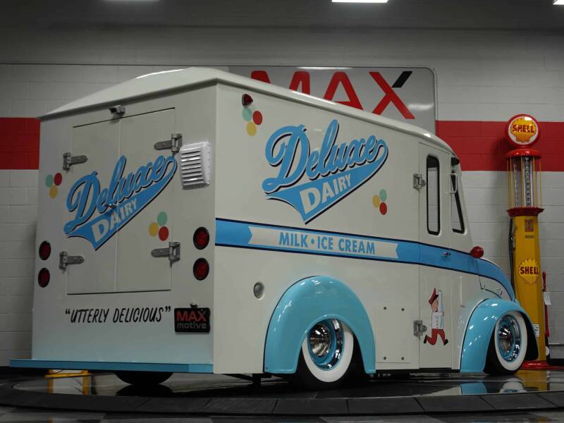 1963 Divco Milk Truck (image 16)