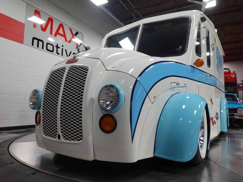 1963 Divco Milk Truck (image 9)