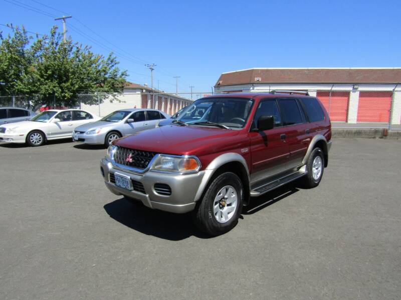 2001 Mitsubishi Montero Sport XLS