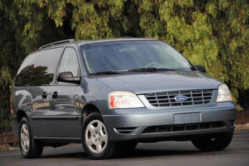 2005 Ford Freestar SE