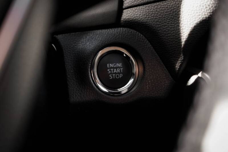 2020 Toyota RAV4 Limited (image 21)