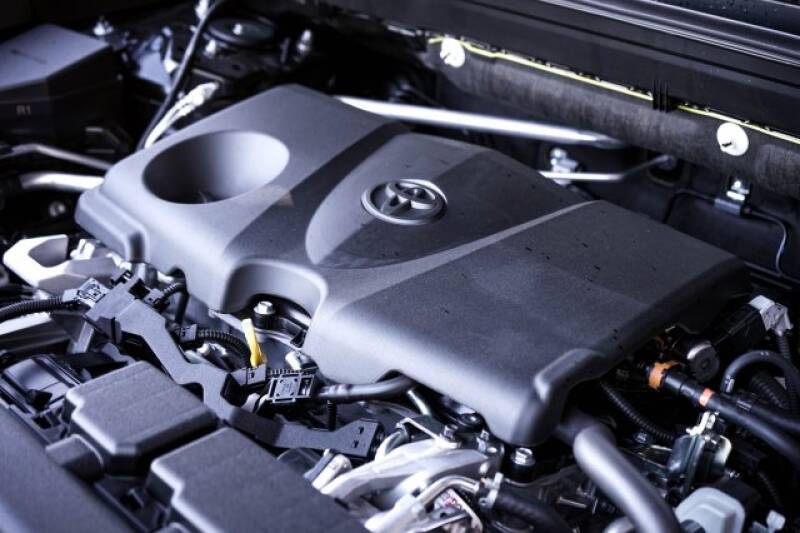 2020 Toyota RAV4 Limited (image 7)