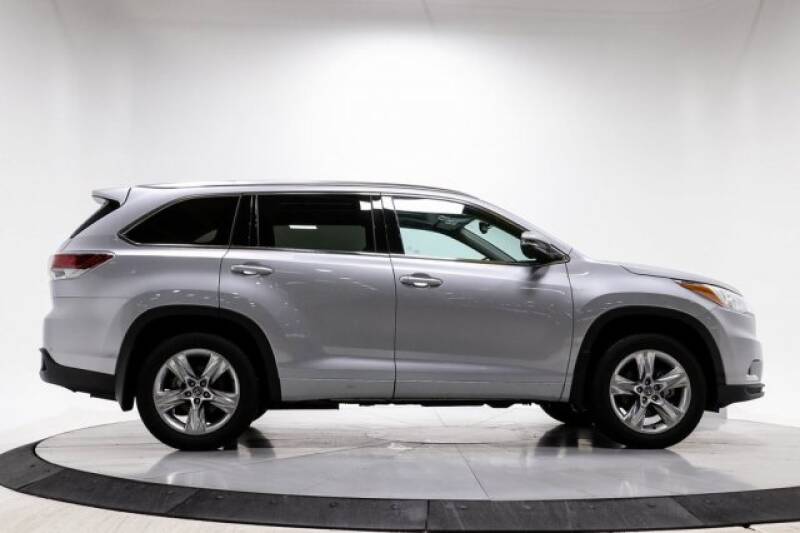 2016 Toyota Highlander Limited Platinum (image 8)