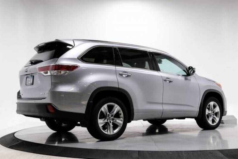 2016 Toyota Highlander Limited Platinum (image 7)