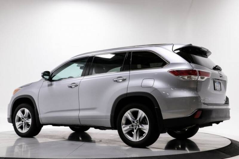 2016 Toyota Highlander Limited Platinum (image 5)