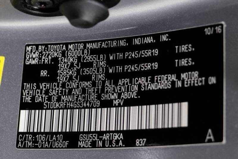 2016 Toyota Highlander Limited Platinum (image 34)