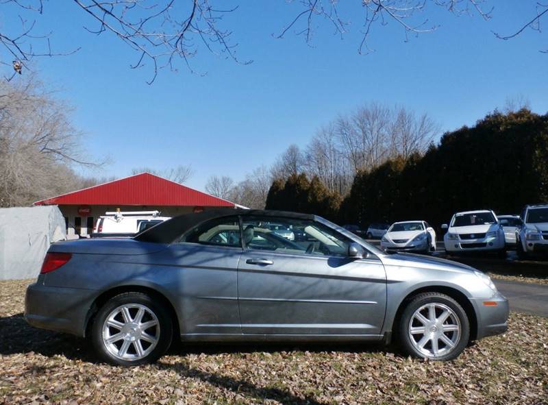 2008 Chrysler Sebring Touring (image 1)