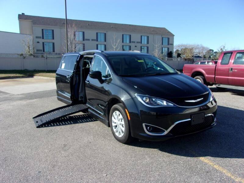 2019 Chrysler Pacifica Touring L