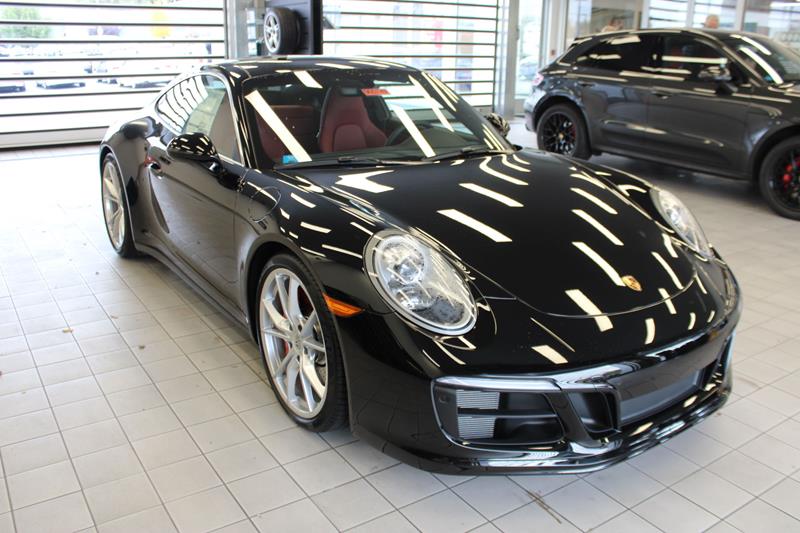 2019 Porsche 911 Carrera 4S