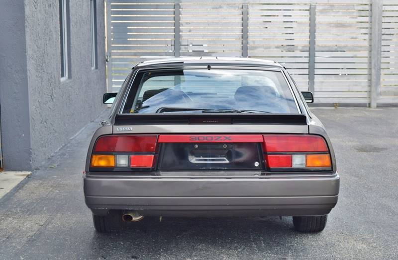 1986 Nissan 300ZX (image 11)
