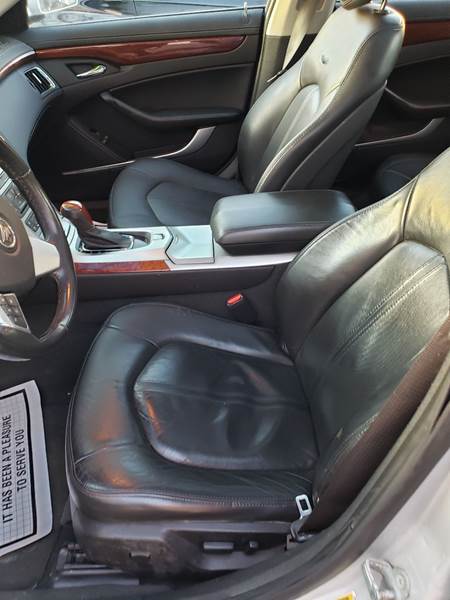 2010 Cadillac CTS 3.0L V6 Luxury (image 7)