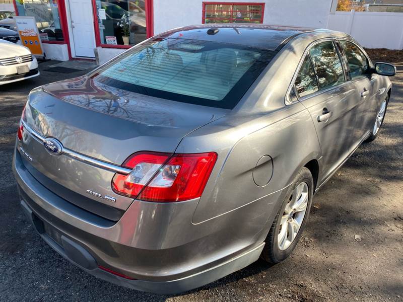 2011 Ford Taurus SEL (image 5)