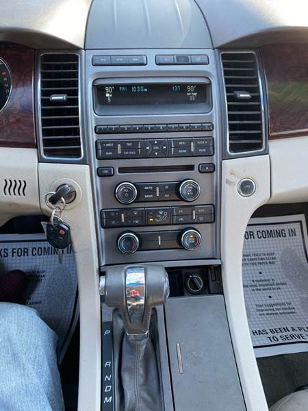 2011 Ford Taurus SEL (image 14)
