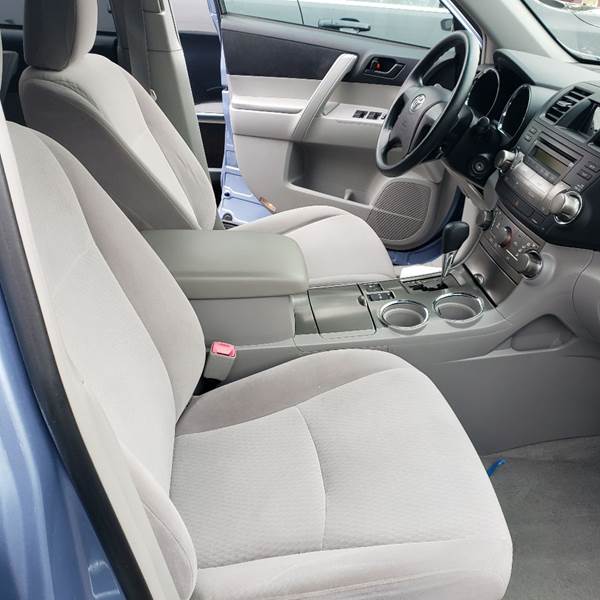 2009 Toyota Highlander (image 7)