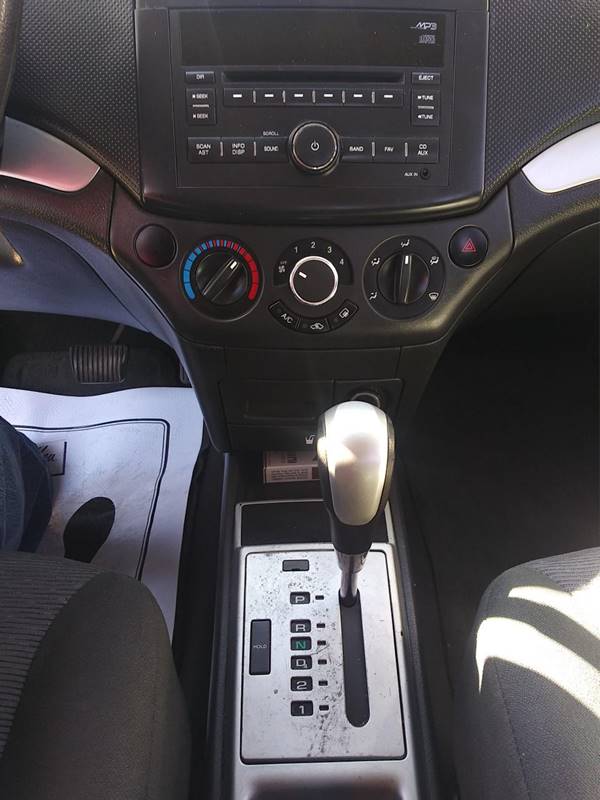 2010 Chevrolet Aveo LT (image 9)