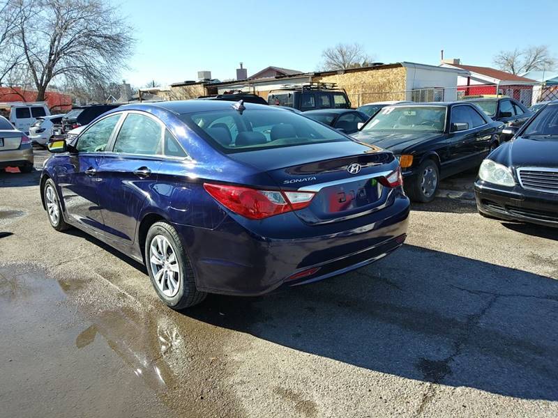2011 Hyundai Sonata GLS (image 5)