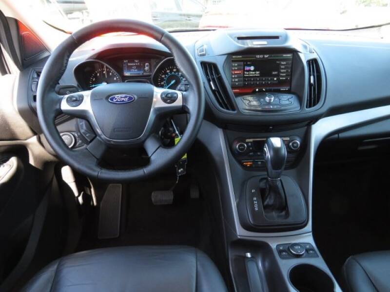 2015 Ford Escape SE (image 11)