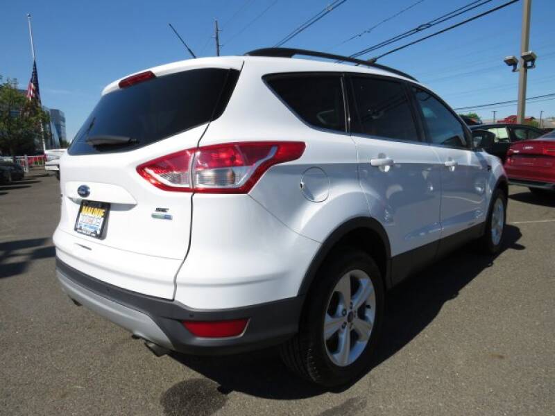 2015 Ford Escape SE (image 6)