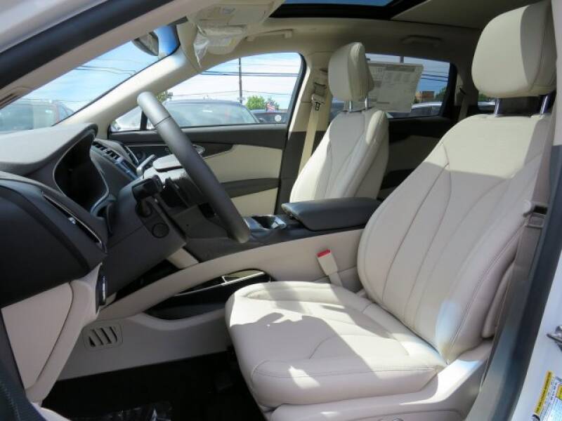 2020 Lincoln Nautilus Reserve (image 11)