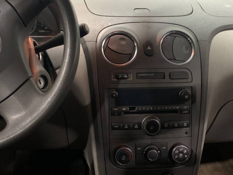 2006 Chevrolet HHR LS (image 28)