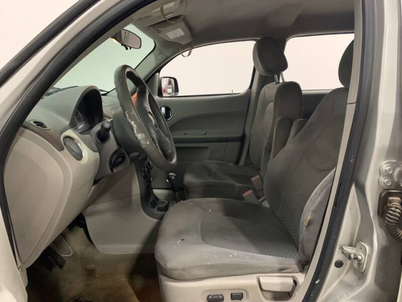 2006 Chevrolet HHR LS (image 8)