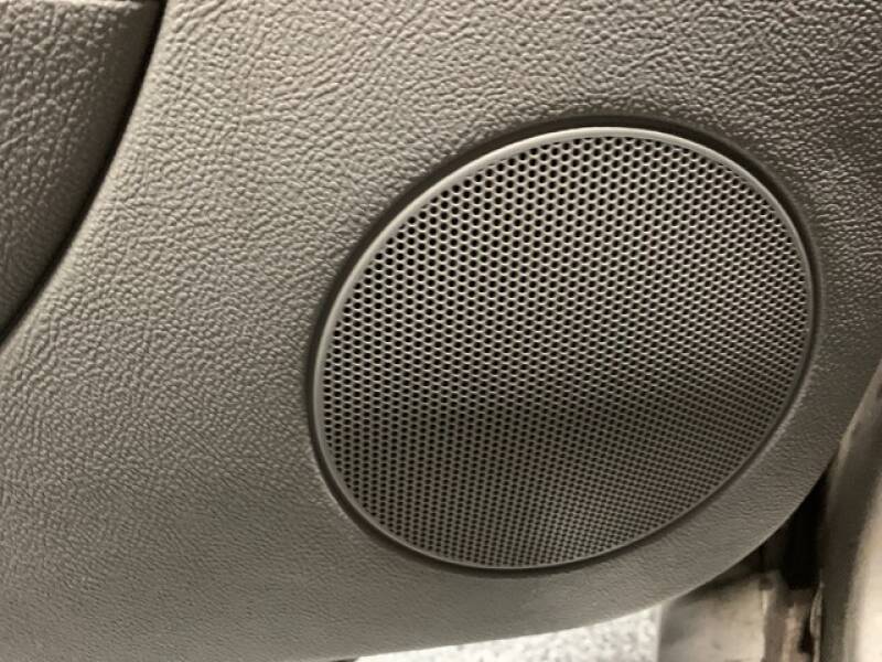 2006 Chevrolet HHR LS (image 12)