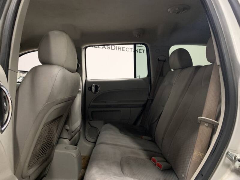 2006 Chevrolet HHR LS (image 20)