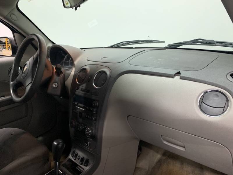 2006 Chevrolet HHR LS (image 14)