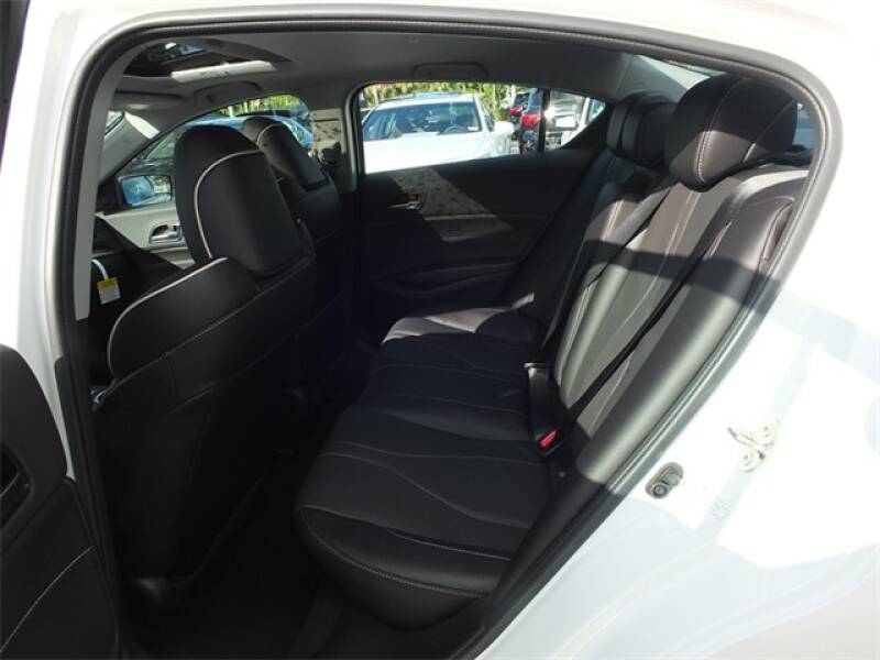 2020 Acura ILX (image 8)