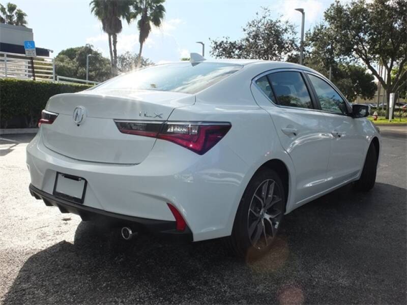2020 Acura ILX (image 2)