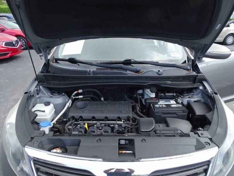 2013 Kia Sportage LX (image 29)