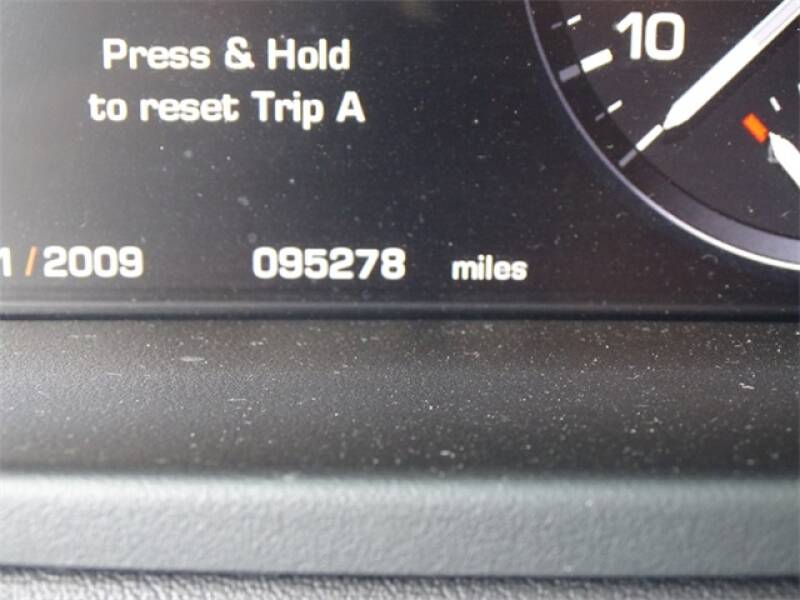 2012 Land Rover Range Rover Supercharged (image 28)