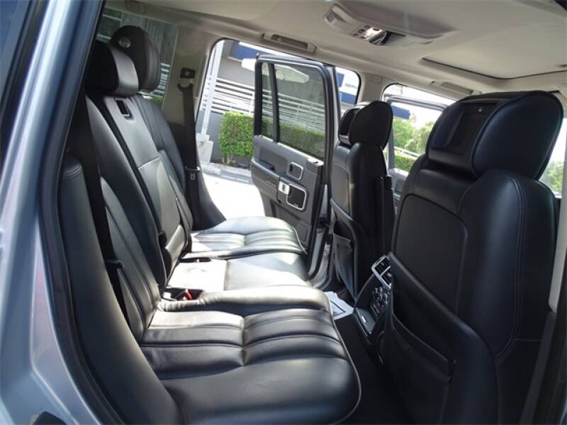 2012 Land Rover Range Rover Supercharged (image 19)
