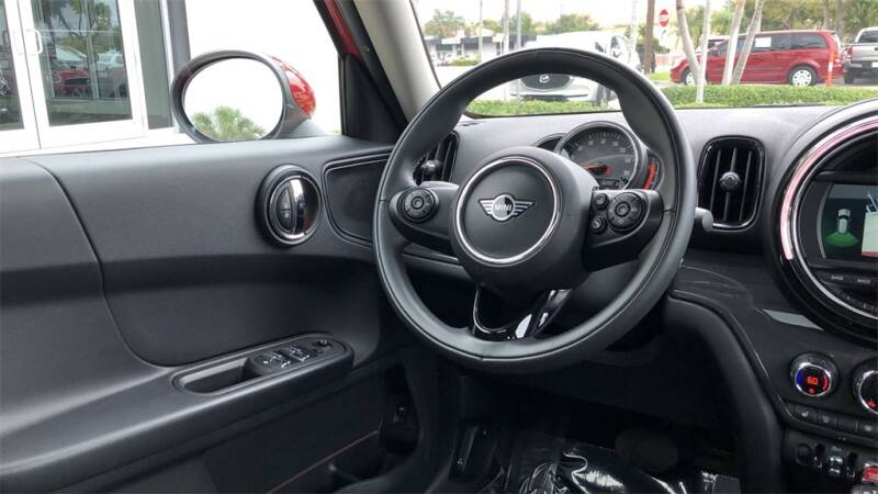 2019 MINI Countryman Cooper (image 14)